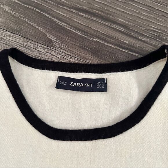 Zara Sleeveless Knit Sweater - Picture 2 of 5